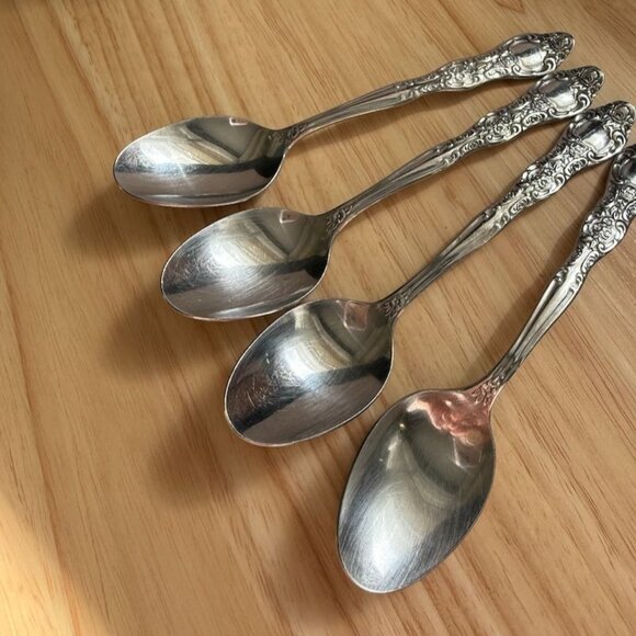 Vtg International INS154 Teaspoons Set Of 4 Solid Roses Stainless Steel Flatware - Picture 5 of 11
